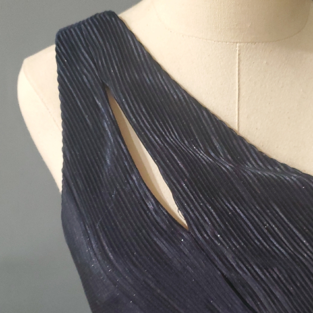 Chic One-Shoulder Navy Midi  Dress - Picture 6 of 15